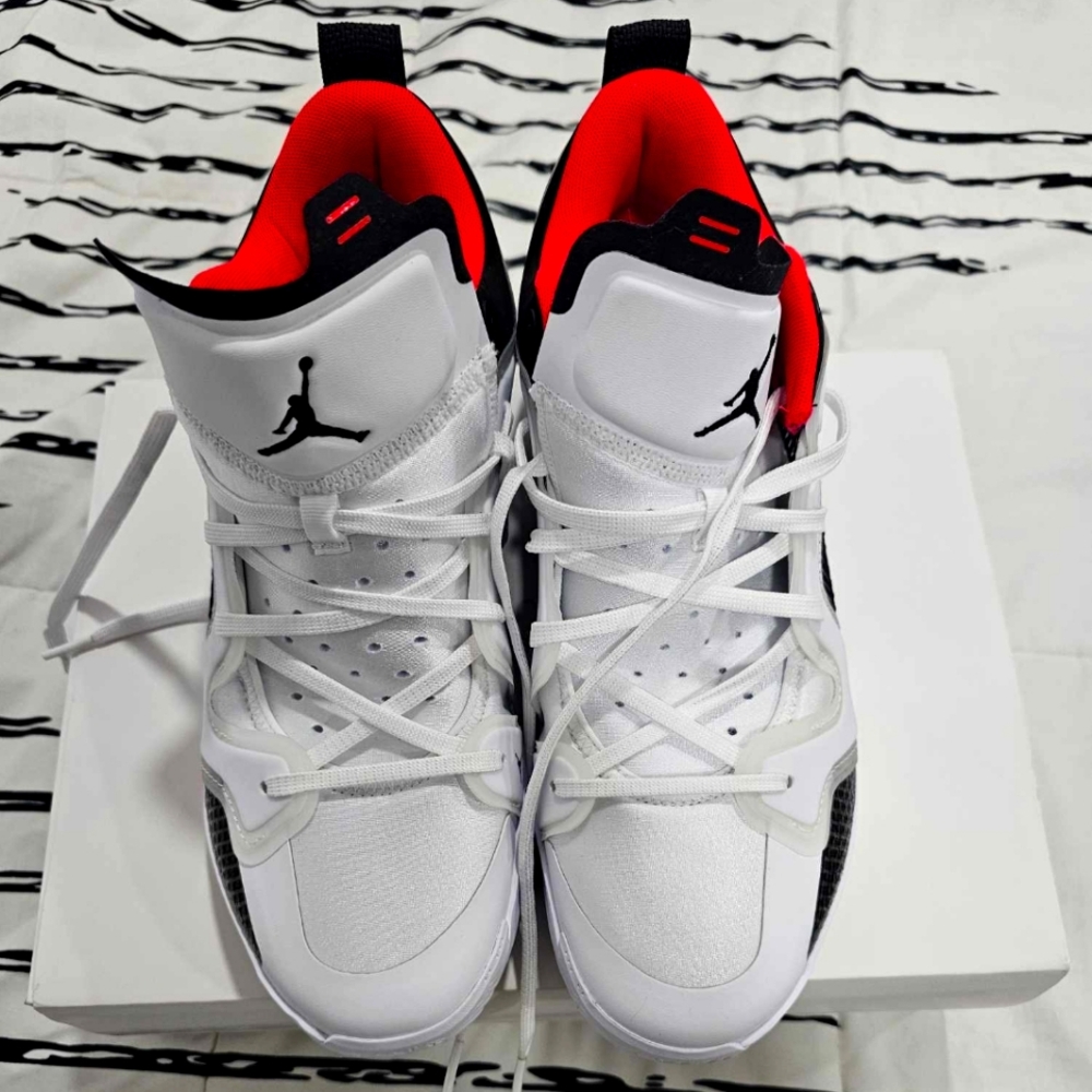Air Jordan XXXVII size 12 in siren red and white